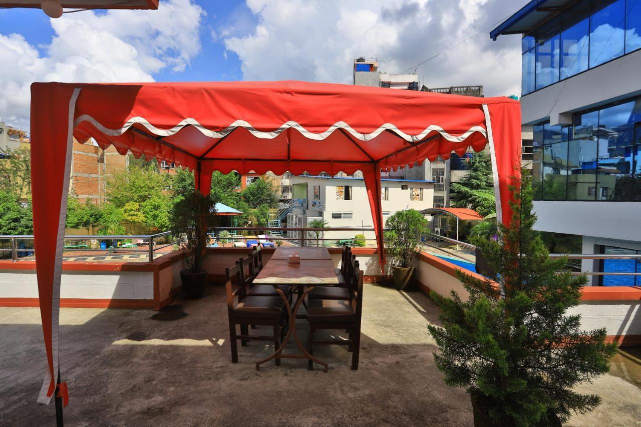 Oyo 591 Hotel Blue Moon Dharampur Exterior photo