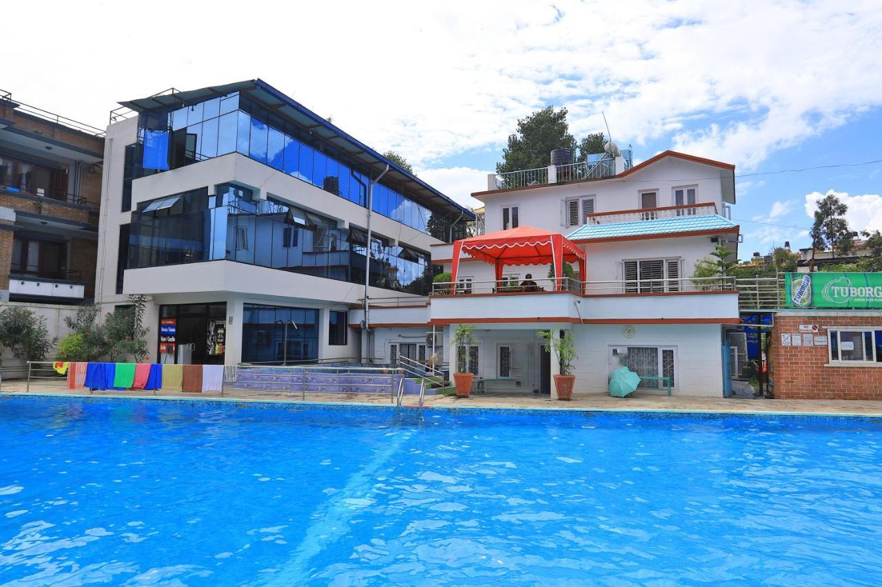 Oyo 591 Hotel Blue Moon Dharampur Exterior photo